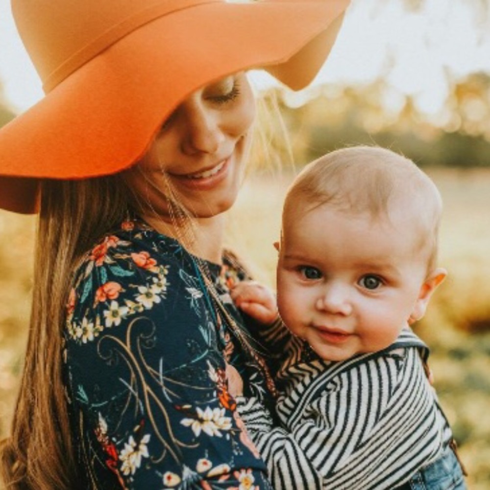 Meet your Posher, Brooke